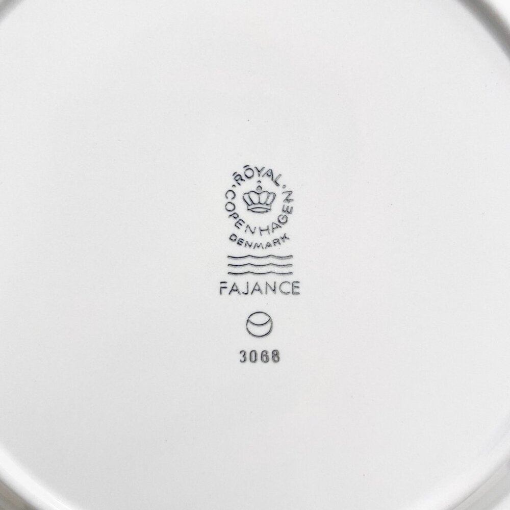 12 x Royal Copenhagen Blåkant Blue Line – Salad plates Salattallerken No 3068 - Picture 8 of 12
